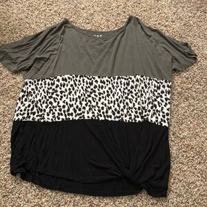 XL Maurice’s shirt